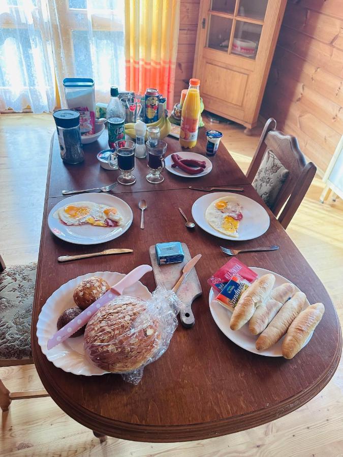 Homestay Your In A Shared House